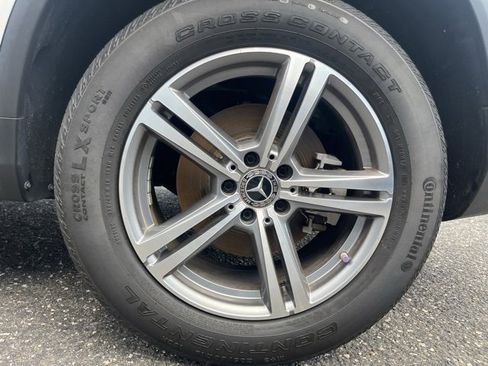 Used 2022 Mercedes-Benz GLC 300 4MATIC image 16