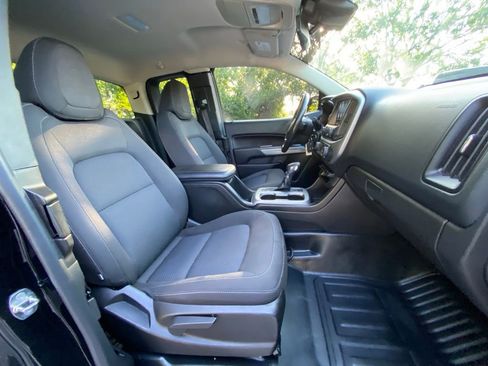 Used 2022 Chevrolet Colorado LT w/ Fleet Safety Package RWD image 25