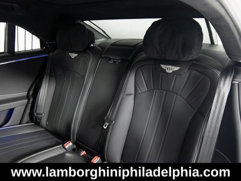 Used 2024 Bentley Flying Spur V8 AWD/4WD image 38
