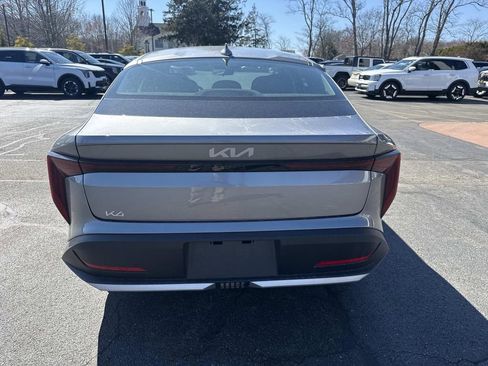 New 2026 Kia K4 LXS image 3