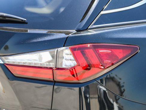 Used 2019 Lexus RX 450hL Luxury w/ Accessory Package AWD/4WD image 9