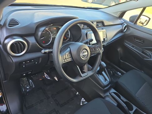 Used 2024 Nissan Versa S w/ S Plus Package image 21