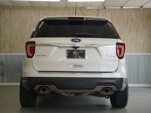 Used 2019 Ford Explorer Limited w/ Ford Safe & Smart Package AWD/4WD image 9