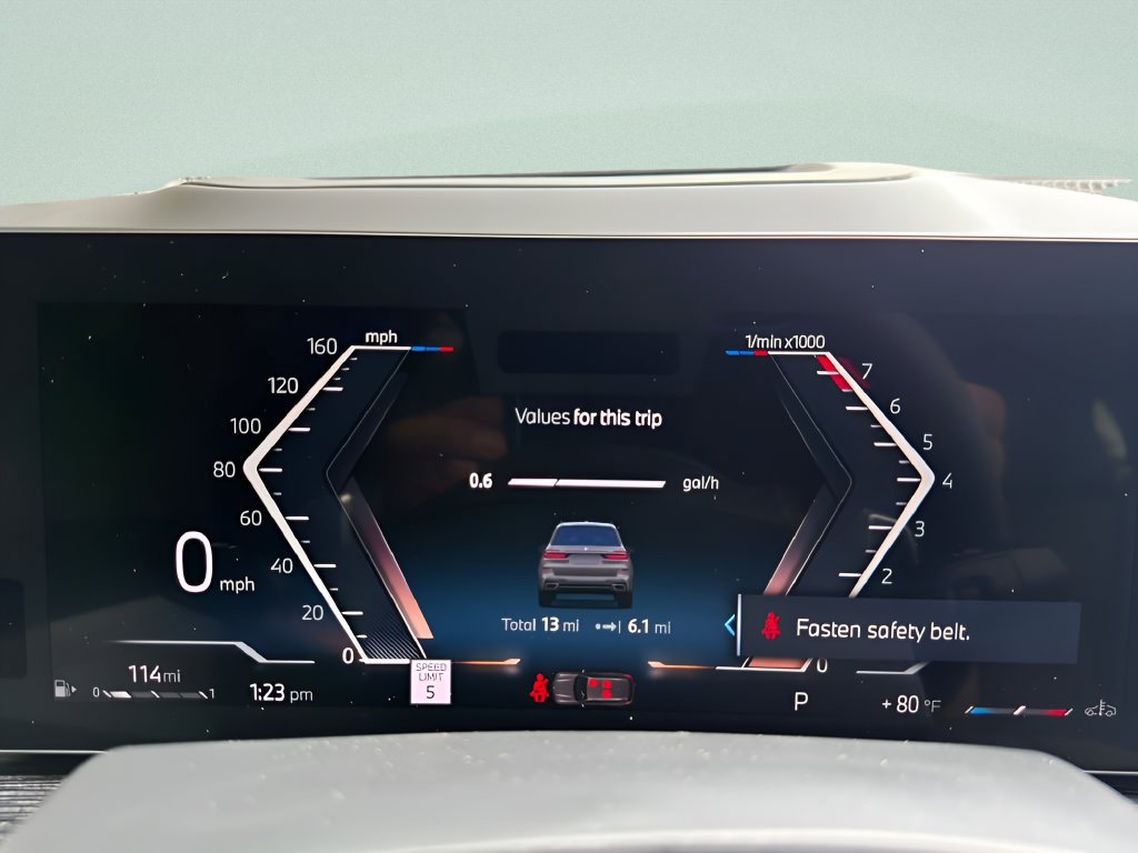 New 2027 BMW X7 xDrive40i w/ M Sport Package AWD/4WD image 16