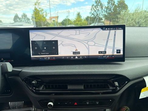 Used 2026 BMW 330i xDrive Sedan w/ M Sport Package AWD/4WD image 14