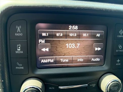 Used 2021 Jeep Wrangler Unlimited Sport AWD/4WD image 17