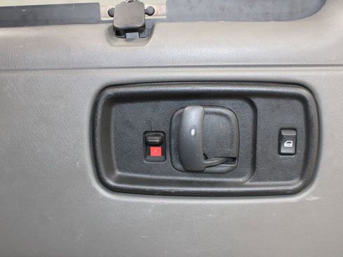 Used 2023 Chevrolet Express 3500 LS RWD image 30