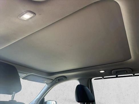 Used 2023 Honda Pilot Touring image 25