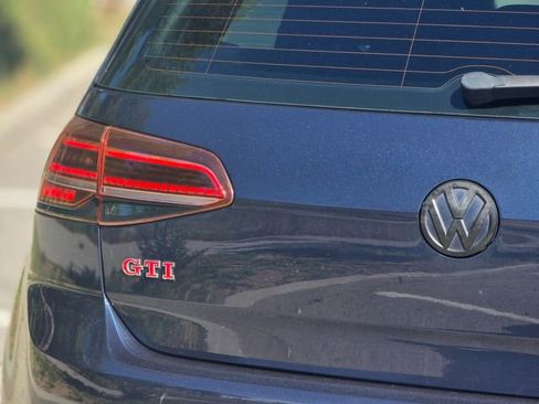 Used 2017 Volkswagen GTI Autobahn image 12