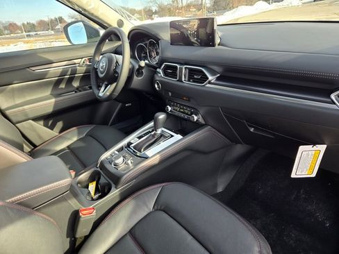 New 2025 MAZDA CX-5 Carbon Edition image 6