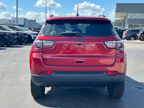 Used 2025 Jeep Compass Latitude w/ Altitude Special Edition AWD/4WD image 6