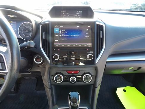 Used 2023 Subaru Impreza 2.0i Limited image 11