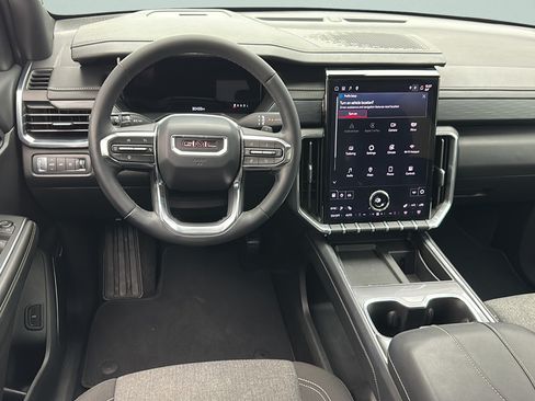 Used 2025 GMC Acadia Elevation AWD/4WD image 10
