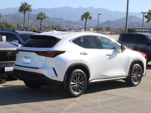Certified 2025 Lexus NX 250 FWD w/ Accessory Package (K3) image 21