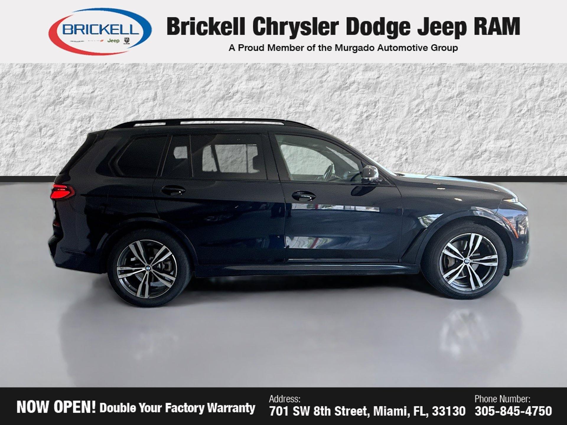 Used 2025 BMW X7 xDrive40i w/ M Sport Package AWD/4WD image 6