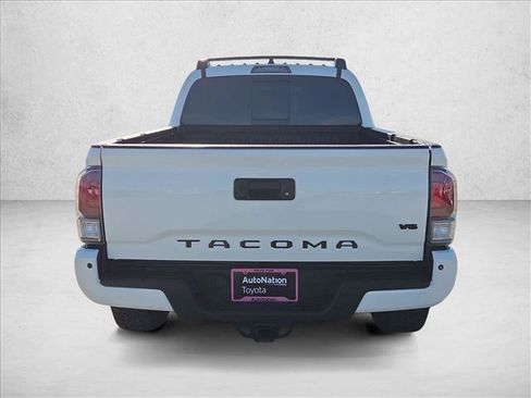 Used 2021 Toyota Tacoma TRD Sport w/ TRD Premium Sport Package AWD/4WD image 6