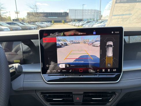 New 2026 Volkswagen Tiguan SE R-Line FWD image 30