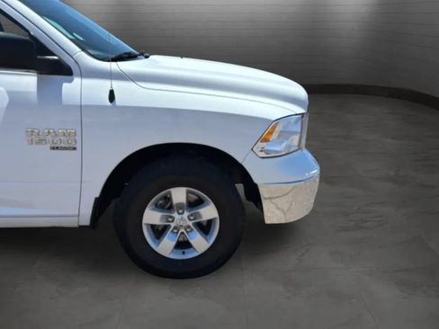 Used 2021 RAM 1500 Classic SLT RWD image 18