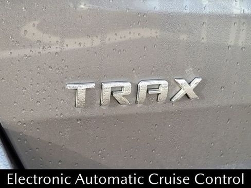Used 2020 Chevrolet Trax LS w/ Tint and Cruise Package image 10