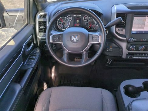 Used 2024 RAM 3500 Big Horn w/ Towing Technology Group image 18