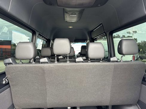 Used 2025 Mercedes-Benz Sprinter 2500 image 11