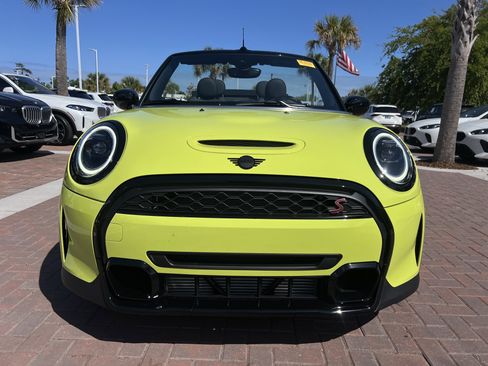 Used 2023 MINI Cooper S image 3