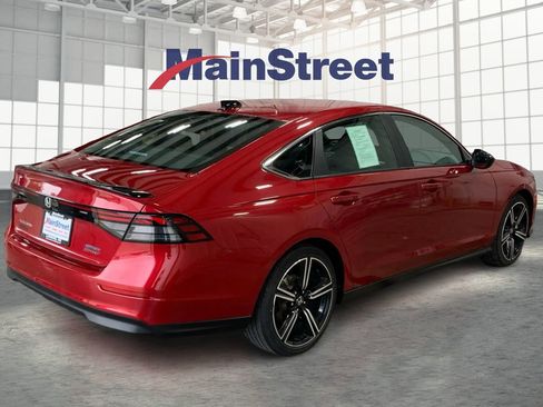 Used 2024 Honda Accord Sport image 5