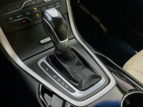 Used 2016 Ford Edge SEL w/ Equipment Group 201A image 16