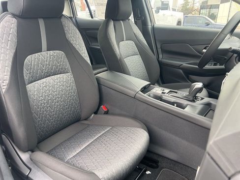 New 2026 Nissan Sentra SV w/ SV Convenience Package FWD image 44