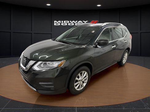 Used 2019 Nissan Rogue SV AWD/4WD image 2