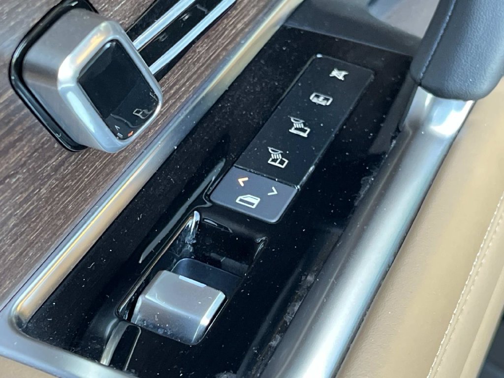 Used 2023 Land Rover Range Rover SE AWD/4WD image 21