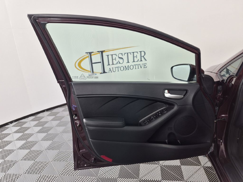Used 2018 Kia Forte LX FWD image 13