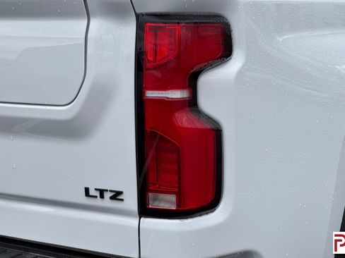 Certified 2024 Chevrolet Silverado 3500 LTZ w/ LTZ Plus Package image 30