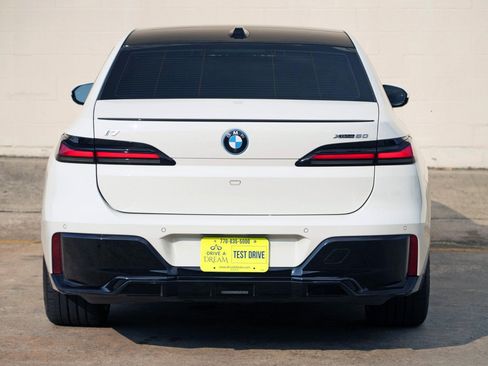 Used 2024 BMW i7 xDrive60 w/ Premium Package AWD/4WD image 59