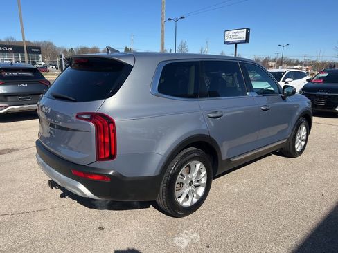 Used 2022 Kia Telluride LX image 46