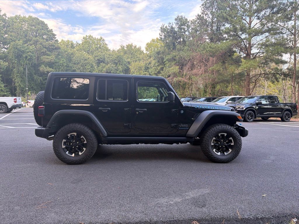 Used 2024 Jeep Wrangler Unlimited Rubicon 4xe AWD/4WD image 5
