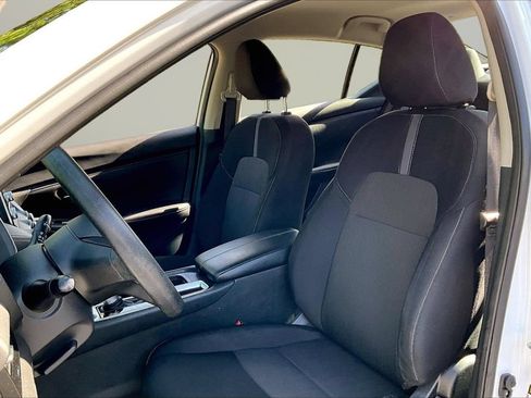 Used 2024 Nissan Sentra SV FWD image 20