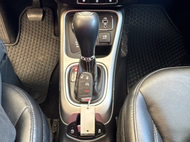 Used 2018 Jeep Compass Latitude w/ Cold Weather Group AWD/4WD image 20
