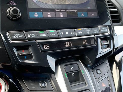 Certified 2024 Honda Odyssey Touring image 22