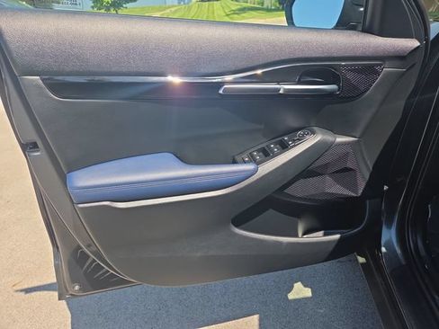 Used 2024 Kia Seltos S FWD image 11
