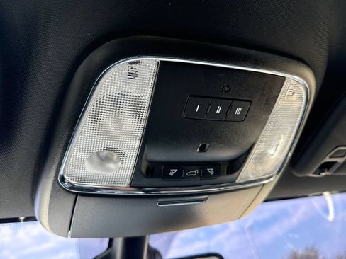 Used 2022 Jeep Grand Cherokee Laredo X AWD/4WD image 26