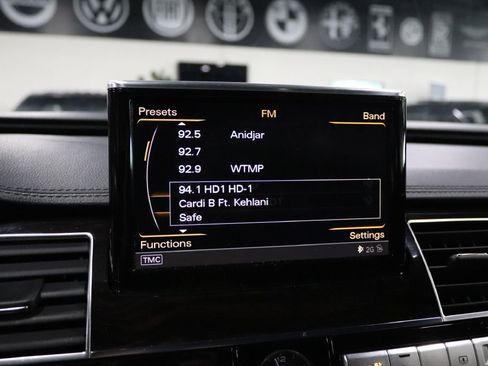 Used 2016 Audi A8 L 4.0T image 34