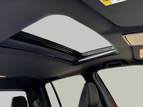 Certified 2025 Honda Ridgeline Black Edition image 19