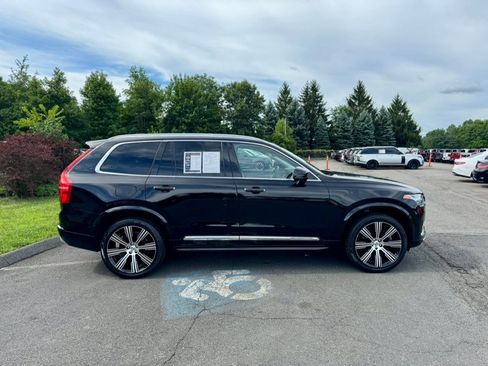 Used 2022 Volvo XC90 T8 Inscription w/ Advanced Package AWD/4WD image 7