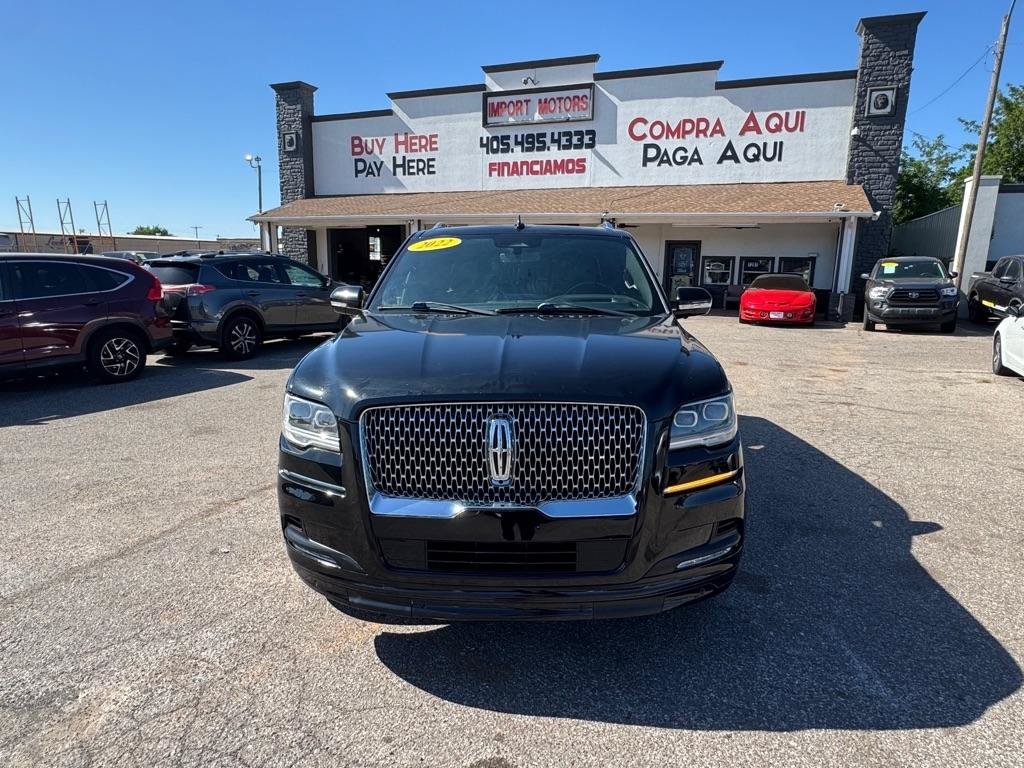 Used 2022 Lincoln Navigator Reserve AWD/4WD image 2