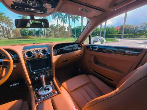 Used 2013 Bentley Flying Spur Flying Spur image 13