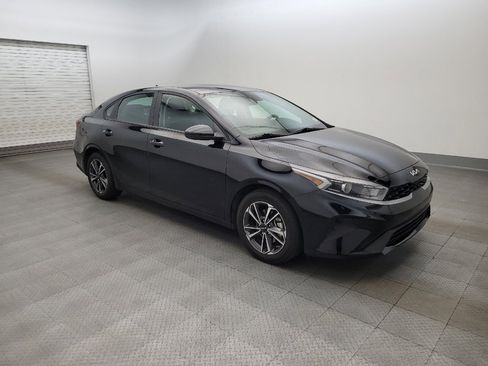 Used 2024 Kia Forte LXS FWD image 11