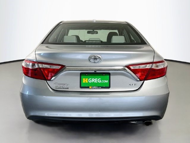 Used 2017 Toyota Camry XLE w/ Moonroof Package FWD image 8