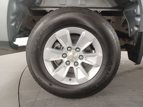 Used 2025 Chevrolet Silverado 1500 LT RWD image 10