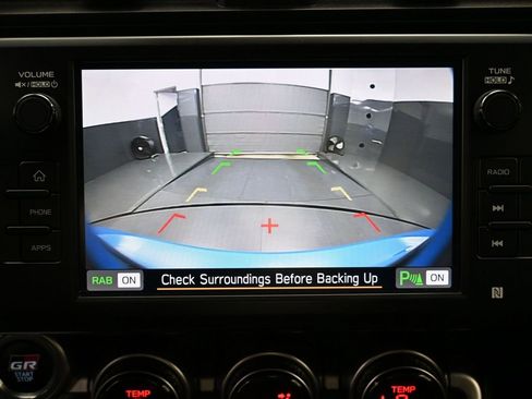 Used 2022 Toyota GR86 Premium w/ ALL Weather Mat Package (TMS) image 22